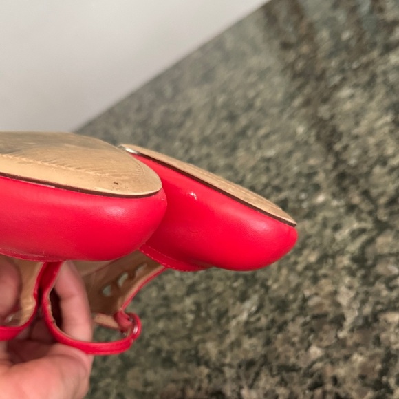 Chase + Chloe Kimmy Red Cutout Mary Jane Heels EUC 8.5 - Picture 11 of 14